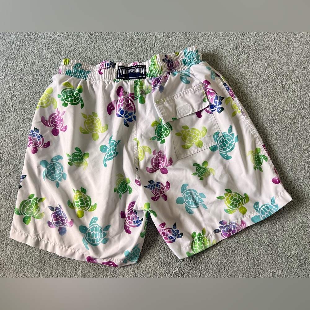 Preowned Vilebrequin men swim shorts in Large